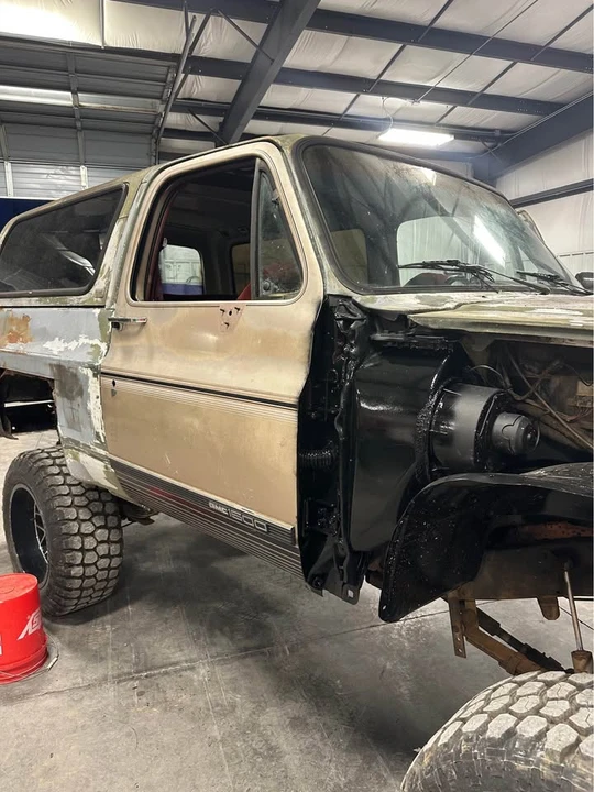 1989 Chevrolet Blazer - Image 16 of 20