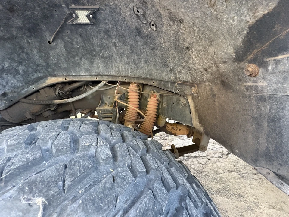 1989 Chevrolet K5 Blazer 3rd Gen - Image 13 of 21