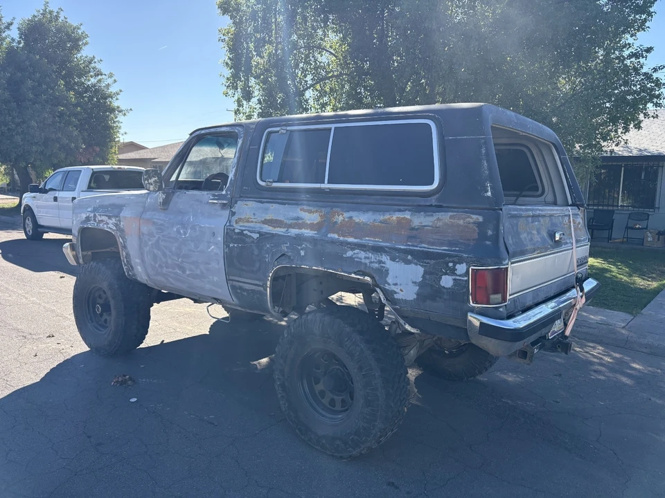 1989 Chevrolet K5 Blazer 3rd Gen - Image 6 of 21