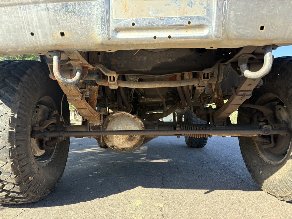 1989 Chevrolet K5 Blazer 3rd Gen - Image 3 of 21