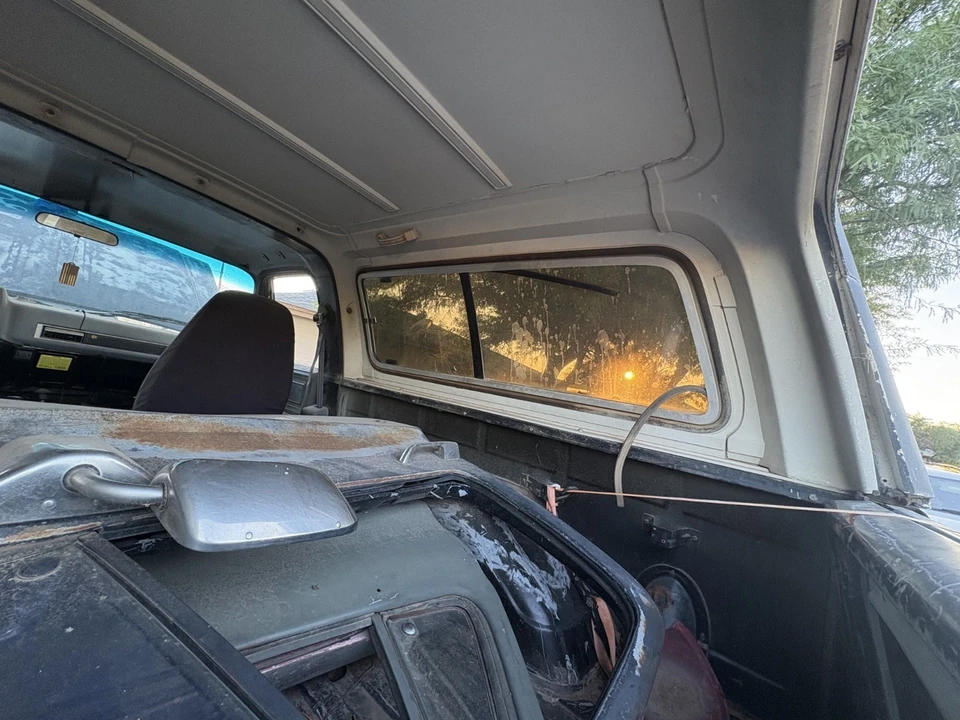 1989 Chevrolet K5 Blazer 3rd Gen - Image 19 of 21