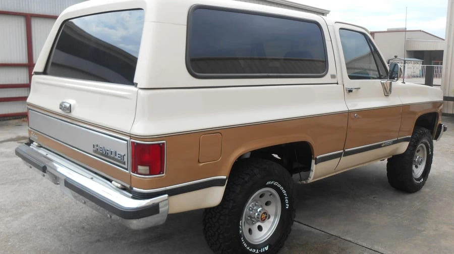 1989 Chevrolet K5 Blazer 2nd Gen - Image 3 of 12