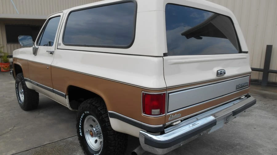 1989 Chevrolet K5 Blazer 2nd Gen - Image 10 of 12