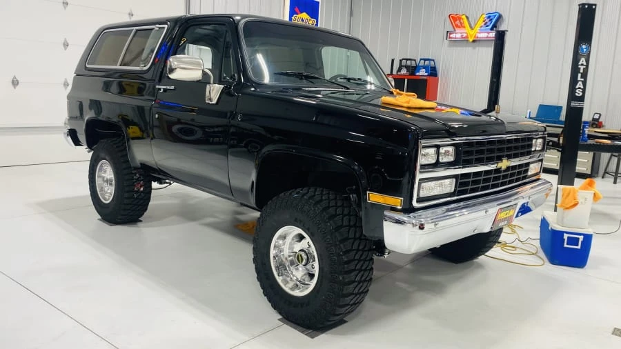 1989 Chevrolet Blazer - Image 8 of 20