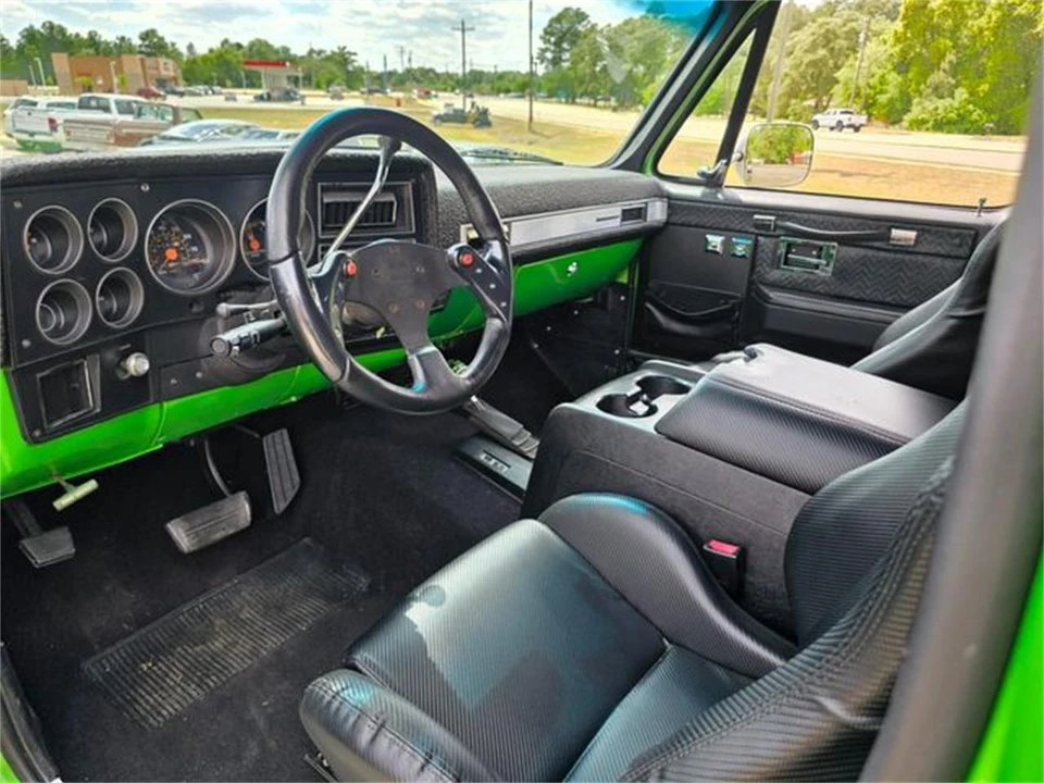 1989 Chevrolet K5 Blazer 2nd Gen - Image 16 of 31