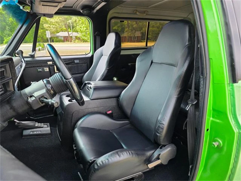 1989 Chevrolet K5 Blazer 2nd Gen - Image 14 of 31