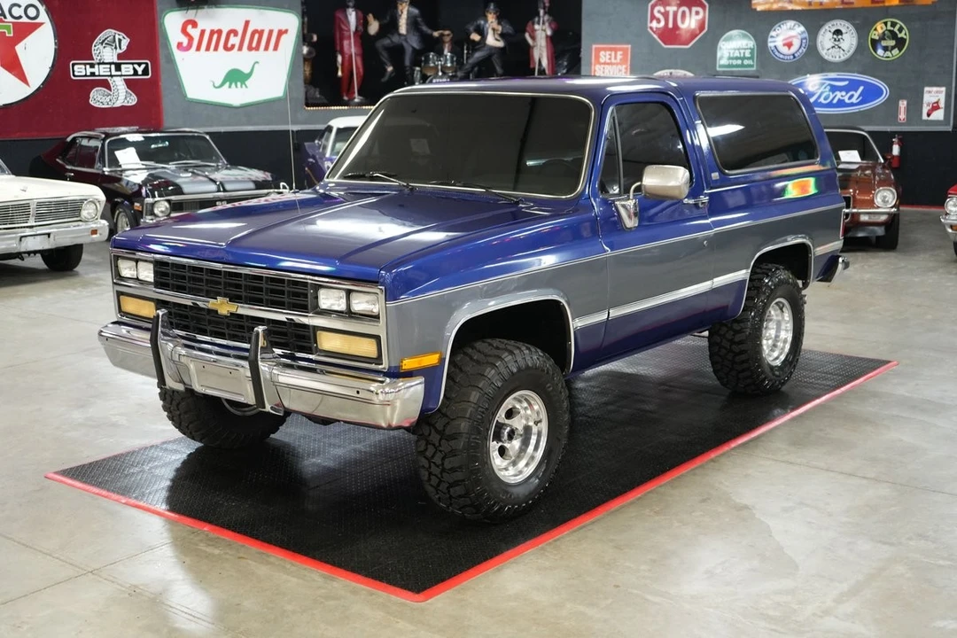 1989 Chevrolet K5 Blazer 2nd Gen - Image 10 of 21