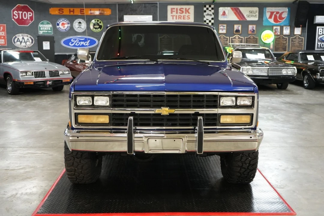 1989 Chevrolet K5 Blazer 2nd Gen - Image 9 of 21