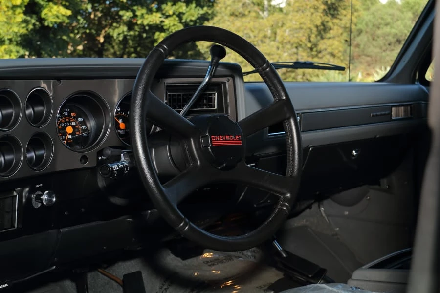 1989 Chevrolet K5 Blazer 2nd Gen - Image 27 of 31