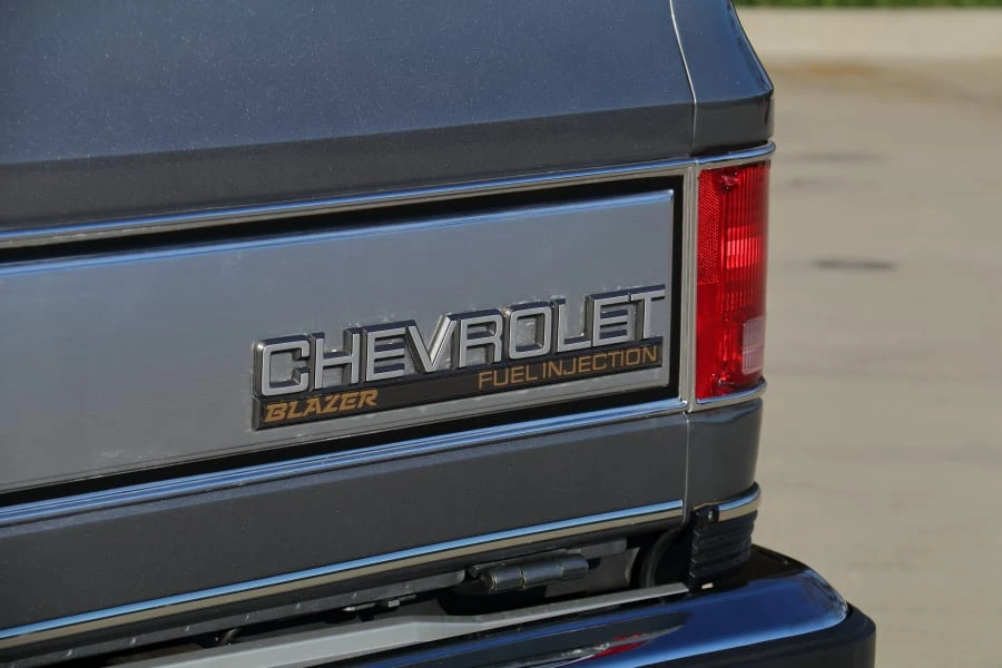 1989 Chevrolet K5 Blazer 2nd Gen - Image 14 of 31