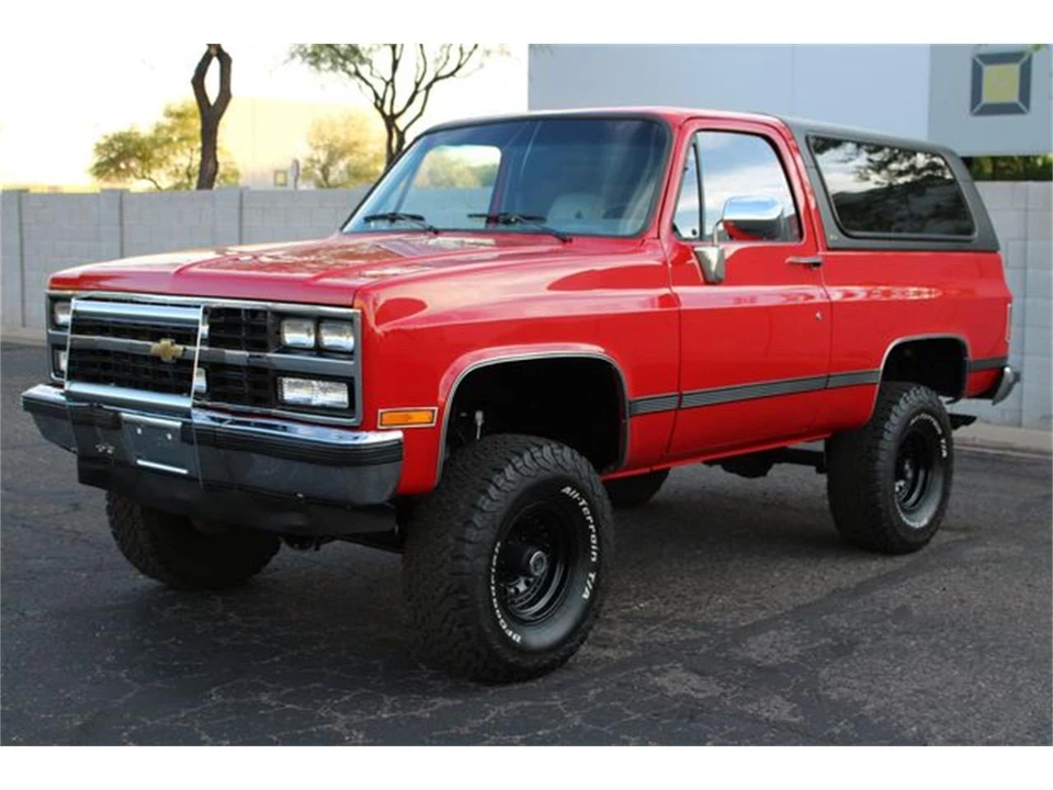 1989 Chevrolet K5 Blazer 2nd Gen - Image 4 of 31
