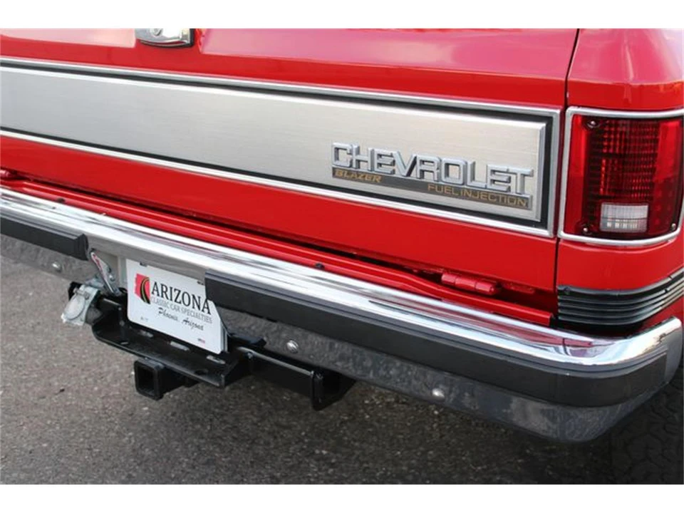 1989 Chevrolet K5 Blazer 2nd Gen - Image 18 of 31