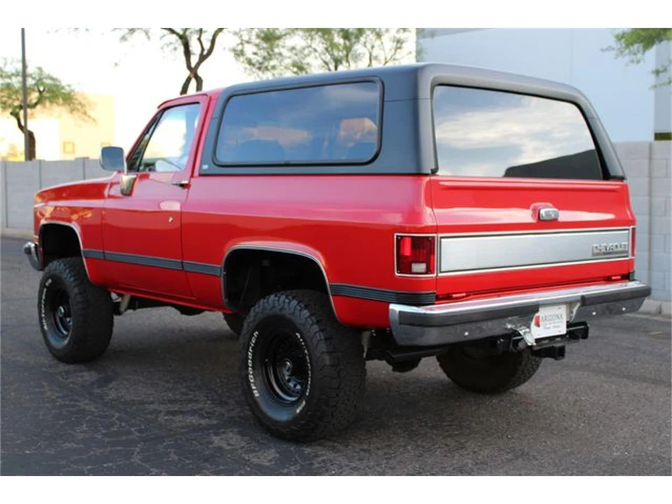 1989 Chevrolet K5 Blazer 2nd Gen - Image 6 of 31