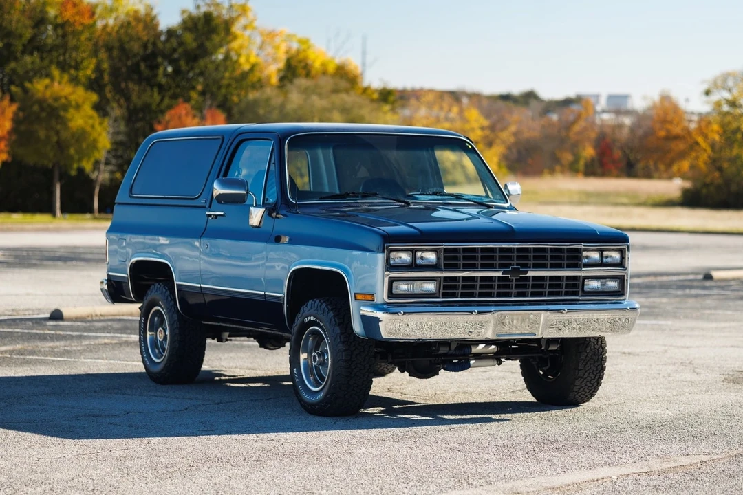 1989 Chevrolet K5 Blazer 2nd Gen - Image 6 of 12