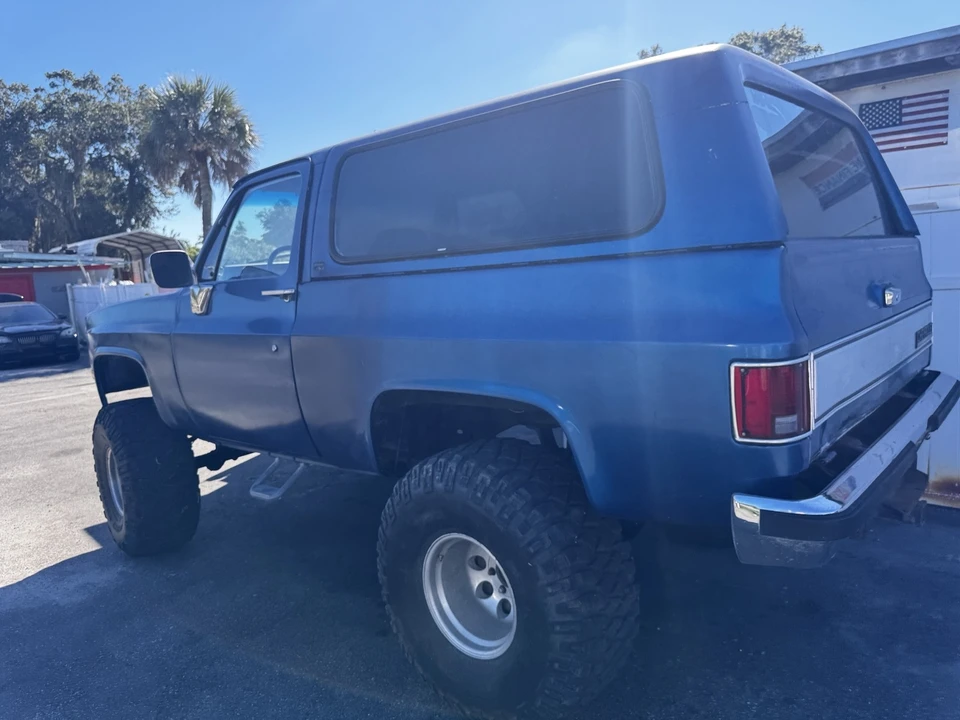 1989 Chevrolet K5 Blazer 3rd Gen - Image 4 of 8