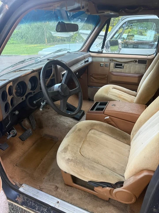 1989 Chevrolet K5 Blazer 2nd Gen - Image 7 of 13