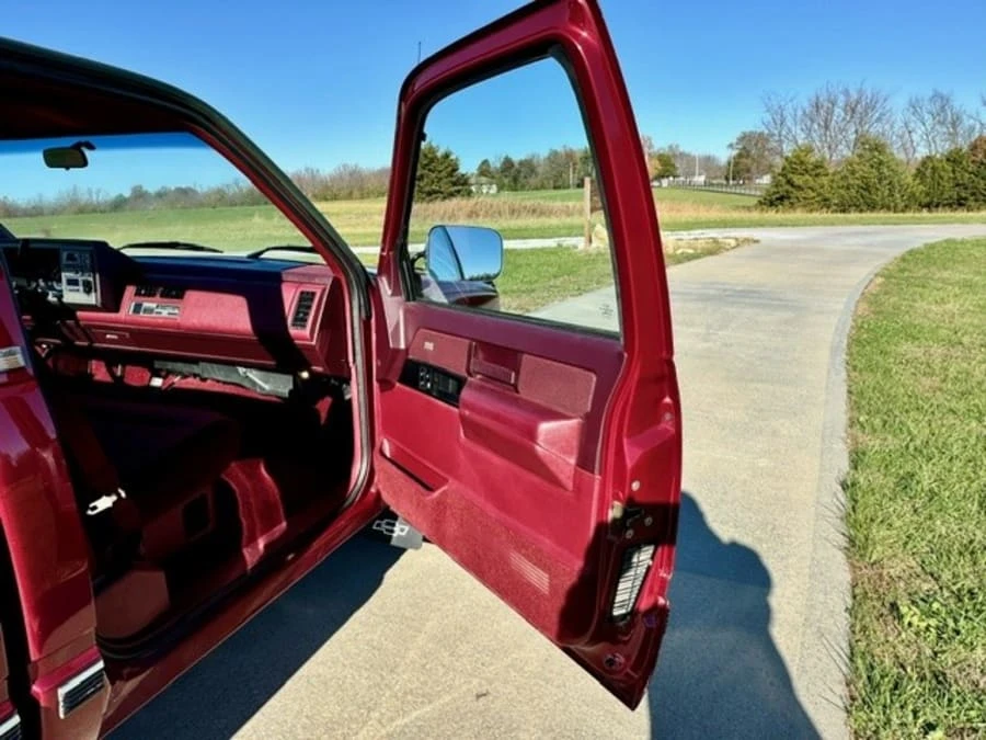 1989 Chevrolet C/K 4th Gen - Image 8 of 11