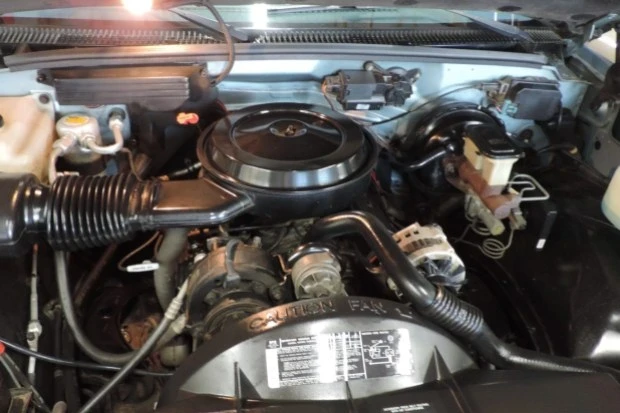 1989 Chevrolet C/K 4th Gen - Image 6 of 8