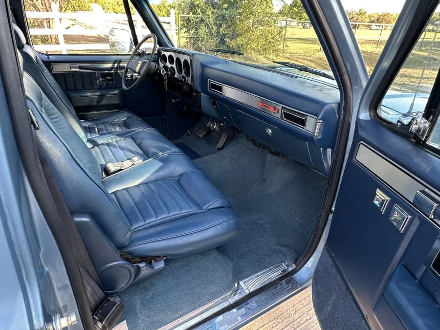 1989 Chevrolet C/K 4th Gen - Image 10 of 12