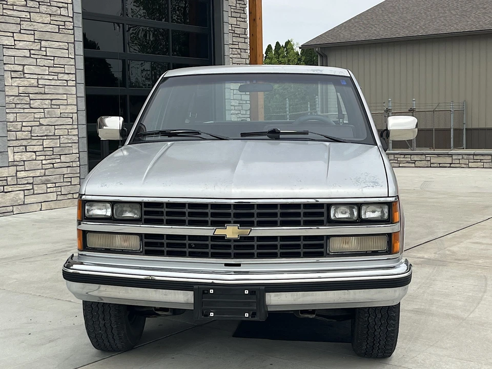 1989 Chevrolet C/K 4th Gen - Image 4 of 31