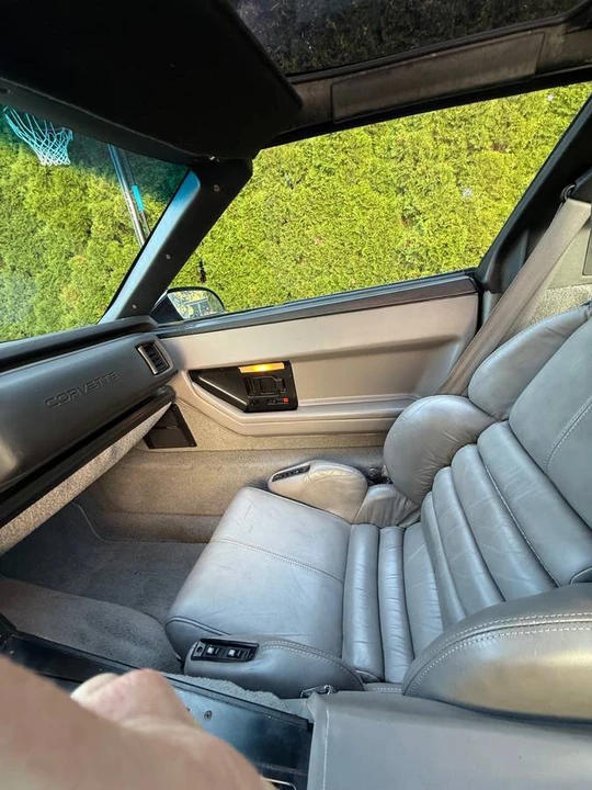 1989 Chevrolet Corvette C4 - Image 7 of 24