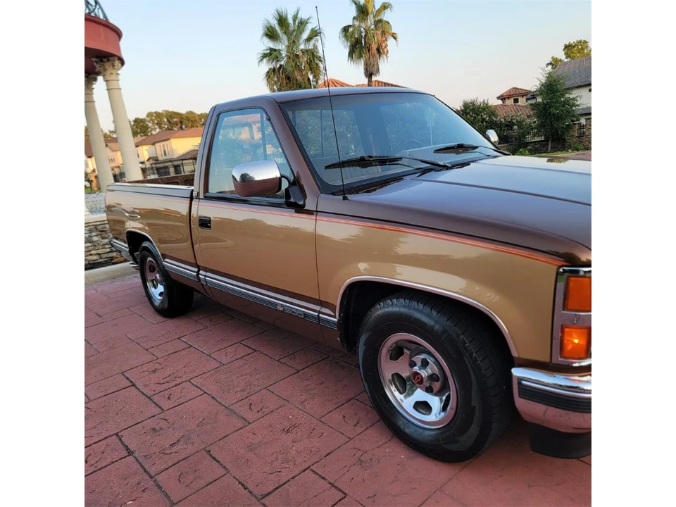 1989 Chevrolet C/K 4th Gen - Image 6 of 31