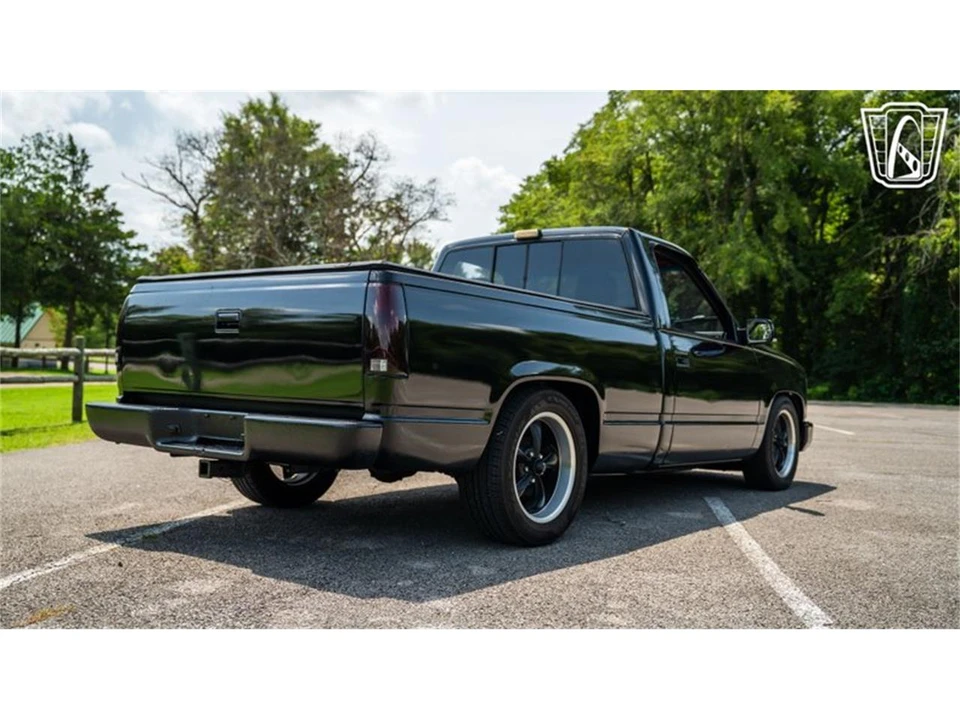 1989 Chevrolet C/K 4th Gen - Image 18 of 31