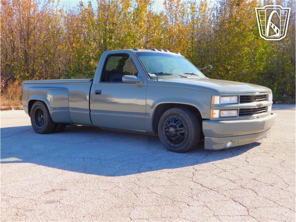 1989 Chevrolet C/K 4th Gen - Image 2 of 31