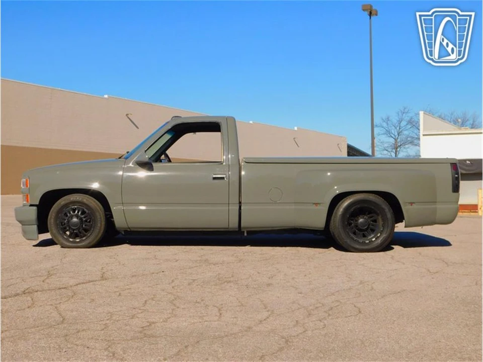 1989 Chevrolet C/K 4th Gen - Image 3 of 31
