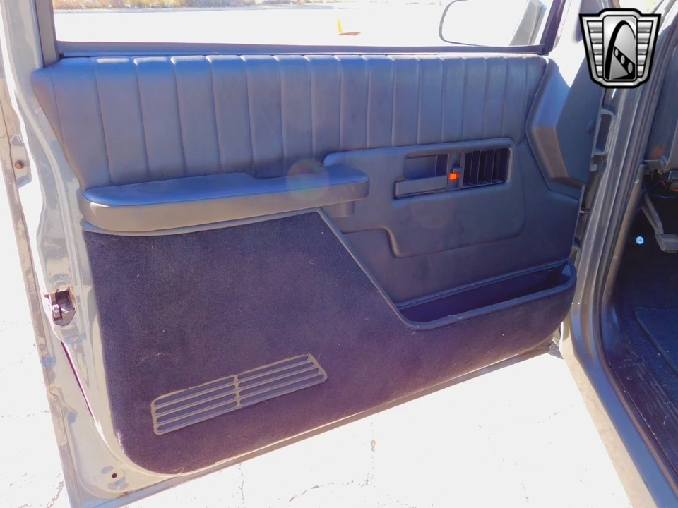 1989 Chevrolet C/K 4th Gen - Image 14 of 21