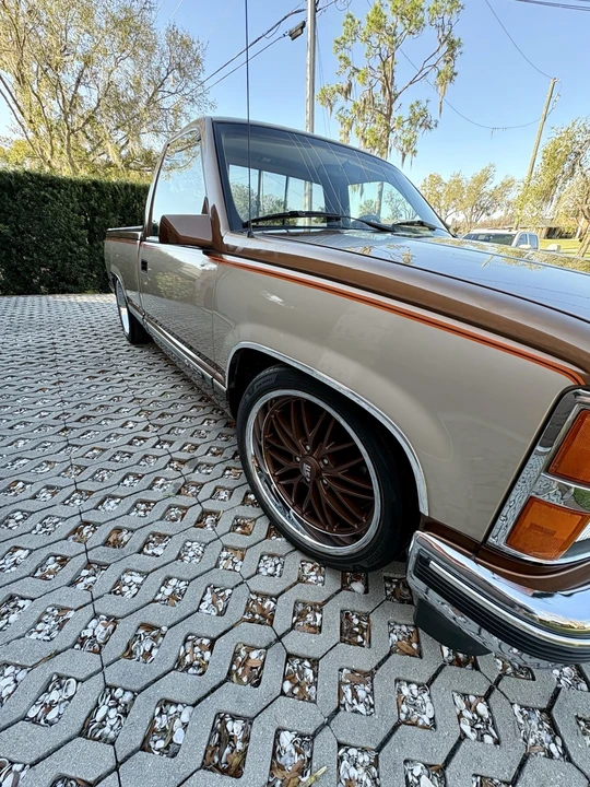 1989 Chevrolet C/K 4th Gen - Image 2 of 21