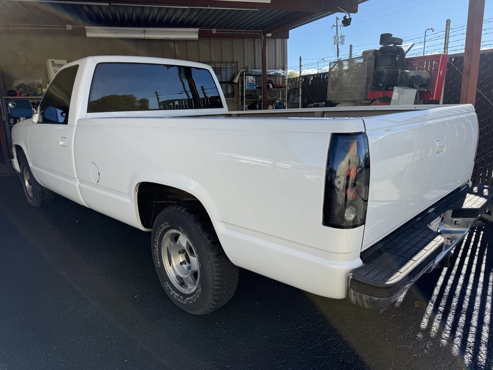 1989 Chevrolet C/K 4th Gen - Image 4 of 11