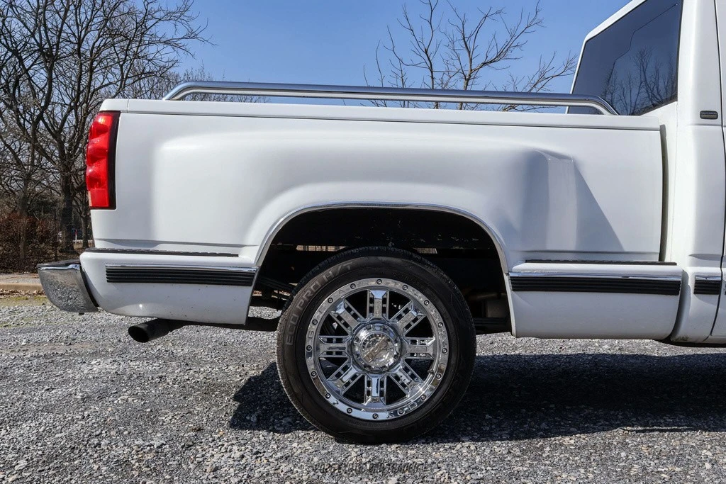 1989 Chevrolet C/K 4th Gen - Image 10 of 12