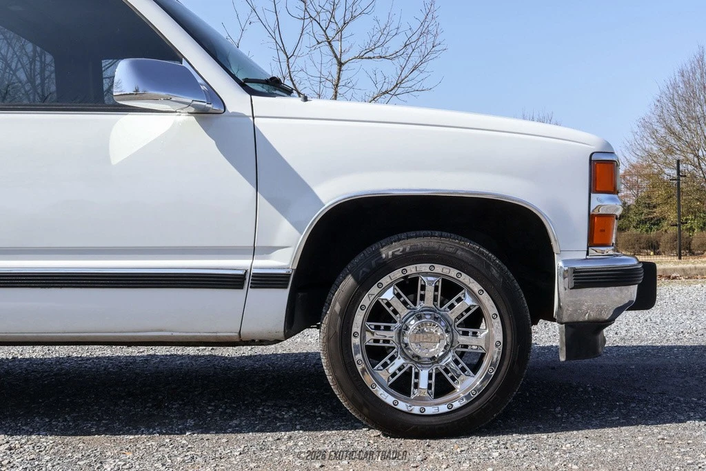 1989 Chevrolet C/K 4th Gen - Image 11 of 12