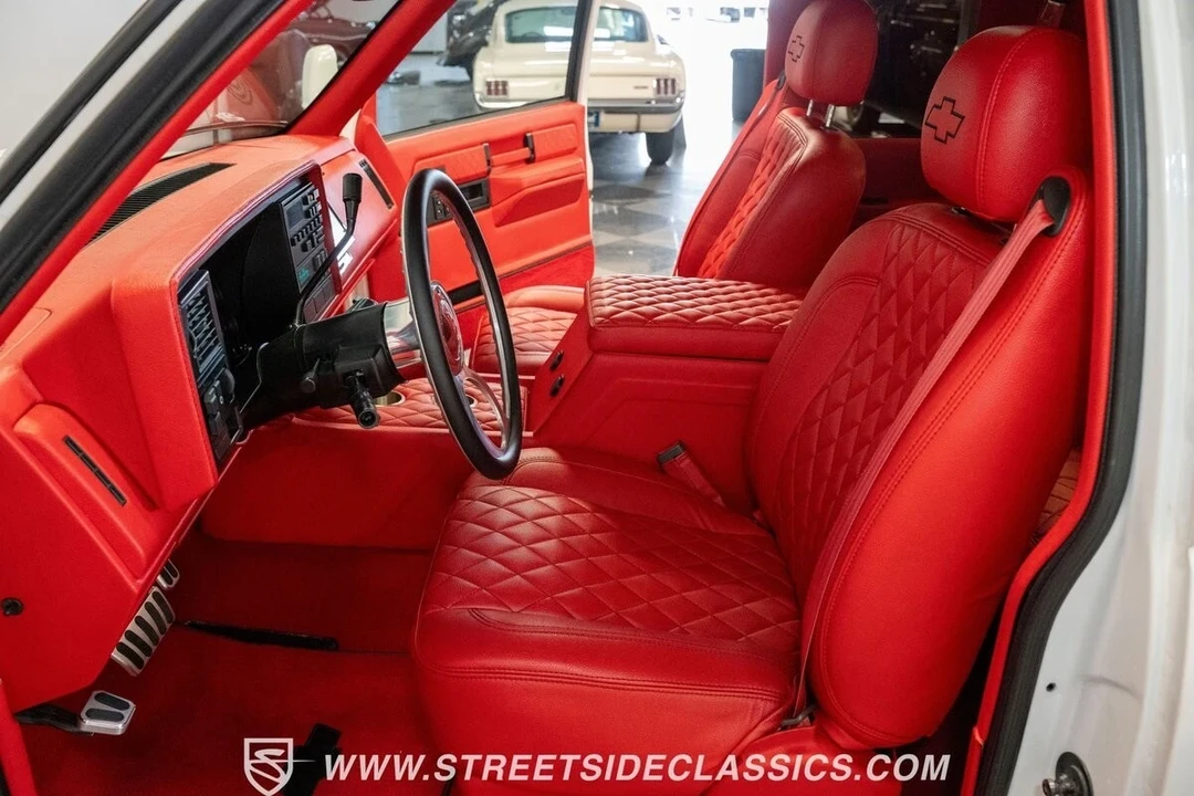 1989 Chevrolet C/K 4th Gen - Image 4 of 12