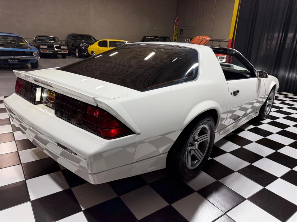 1989 Chevrolet Camaro 3rd Gen - Image 9 of 31