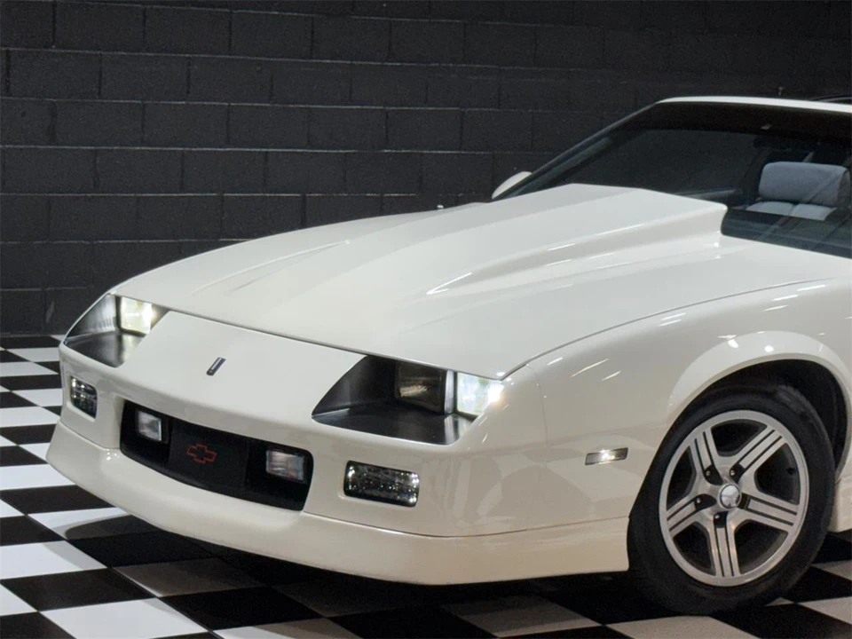 1989 Chevrolet Camaro 3rd Gen - Image 2 of 31