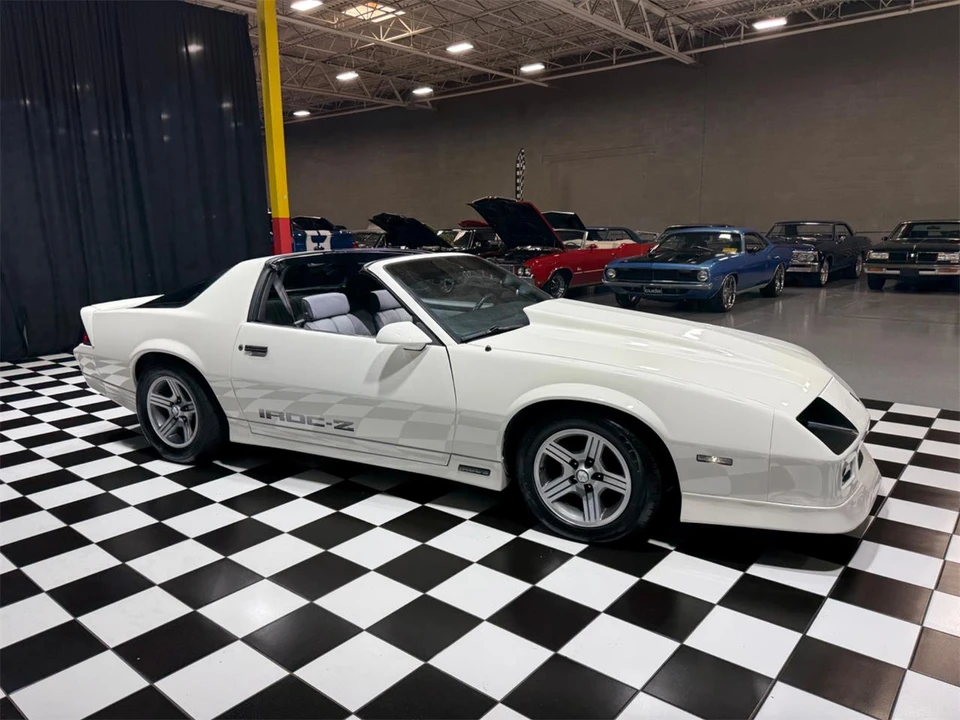 1989 Chevrolet Camaro 3rd Gen - Image 10 of 31