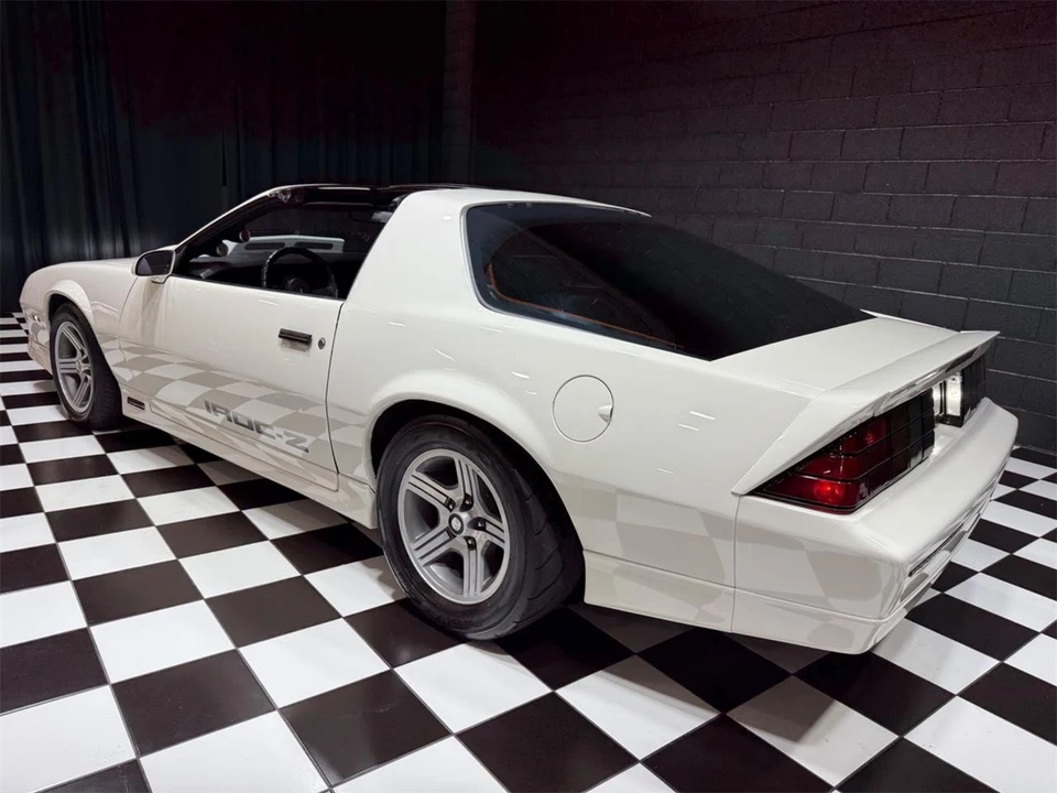 1989 Chevrolet Camaro 3rd Gen - Image 6 of 31