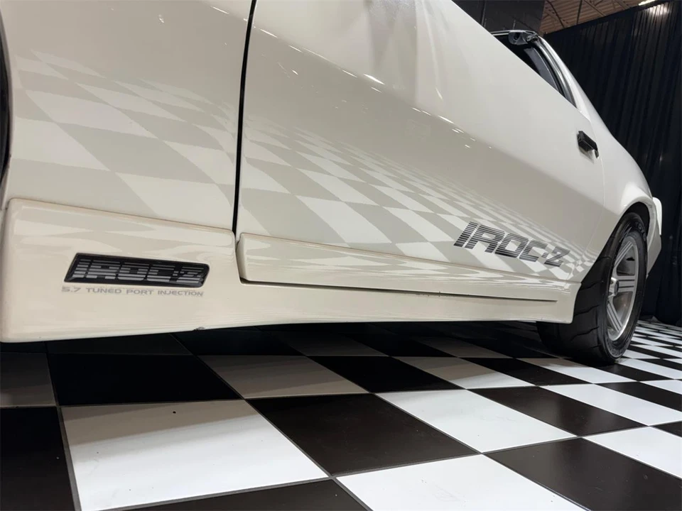 1989 Chevrolet Camaro 3rd Gen - Image 31 of 31