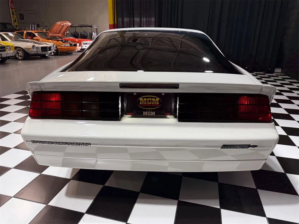 1989 Chevrolet Camaro 3rd Gen - Image 8 of 31