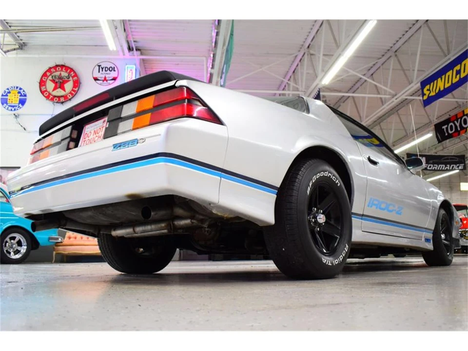 1989 Chevrolet Camaro 3rd Gen - Image 11 of 31