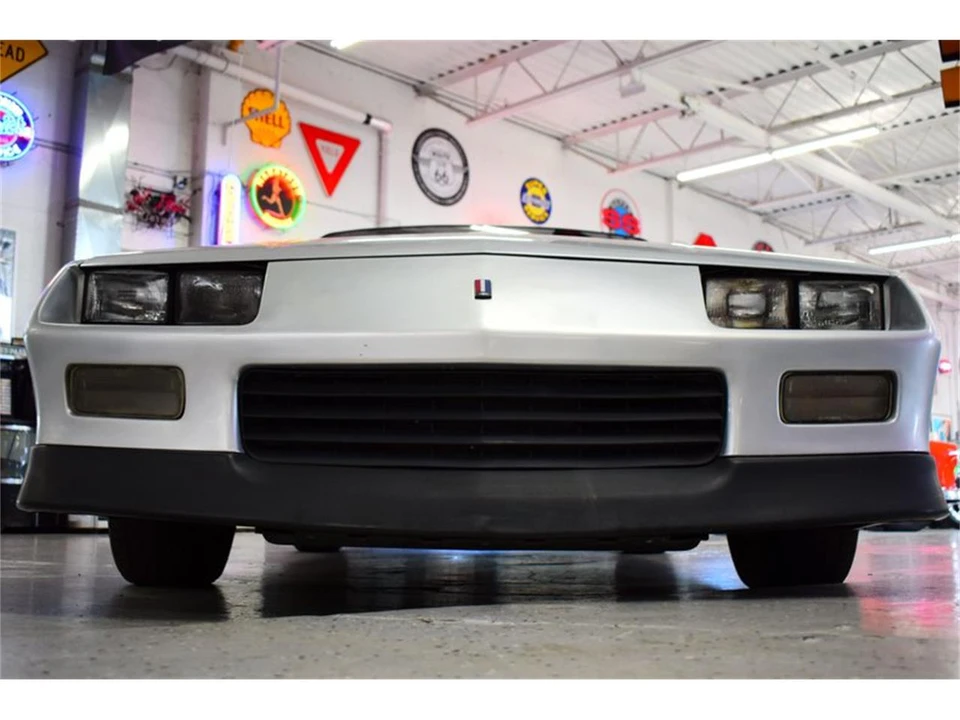 1989 Chevrolet Camaro 3rd Gen - Image 28 of 31