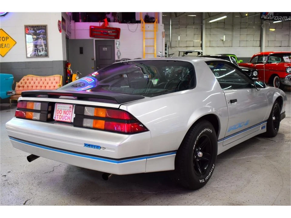 1989 Chevrolet Camaro 3rd Gen - Image 9 of 31