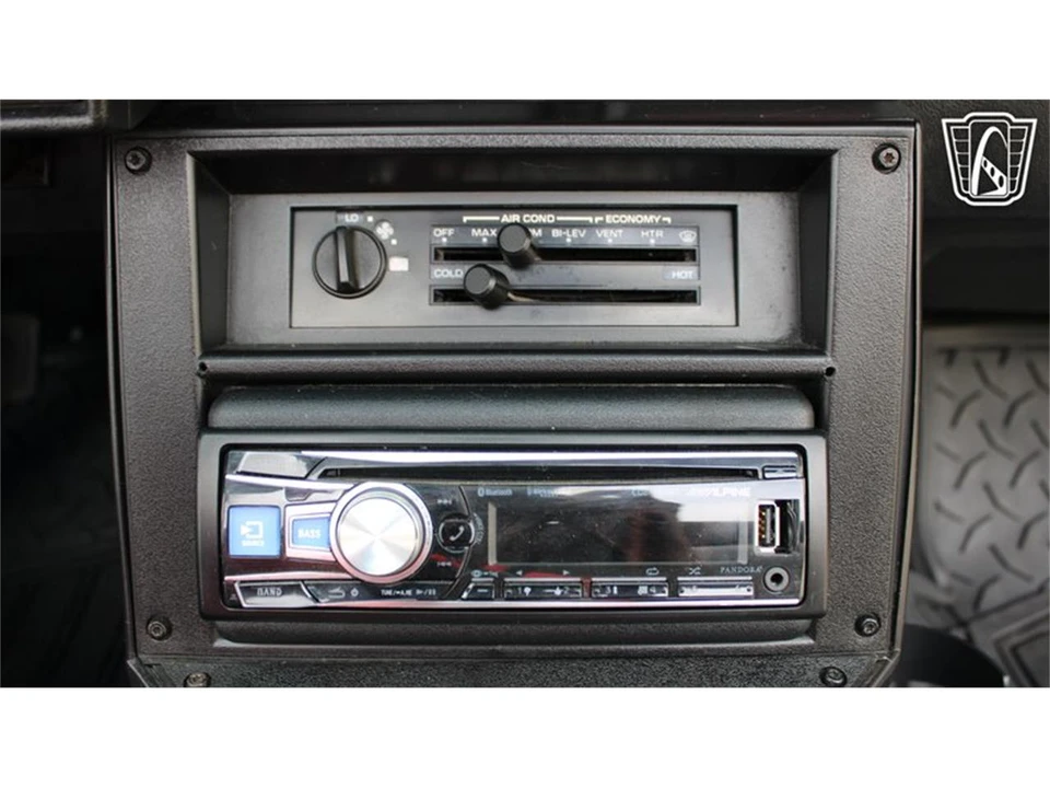 1989 Chevrolet Camaro 3rd Gen - Image 18 of 31