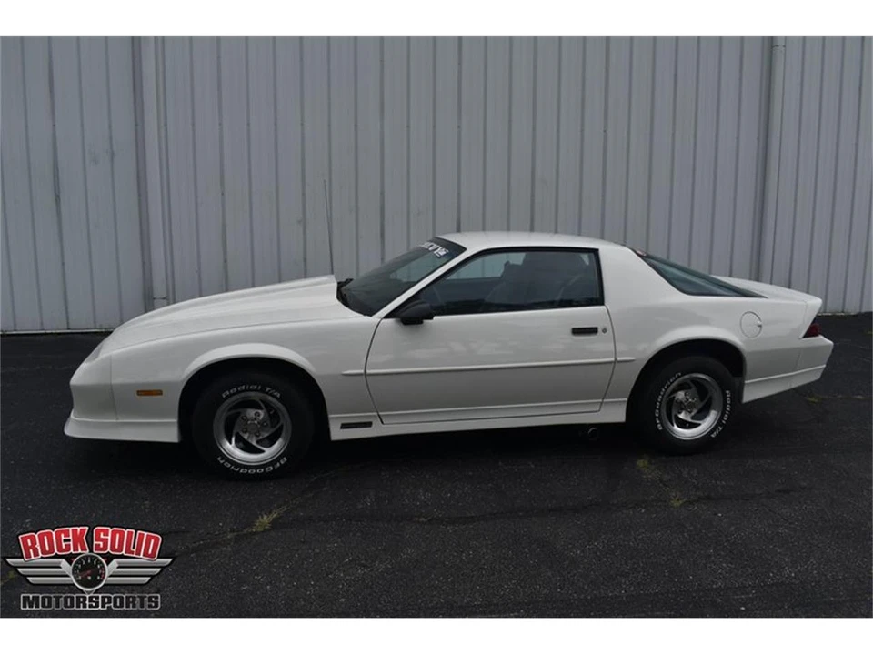 1989 Chevrolet Camaro 3rd Gen - Image 18 of 31