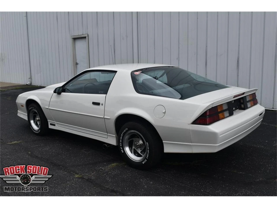 1989 Chevrolet Camaro 3rd Gen - Image 15 of 31