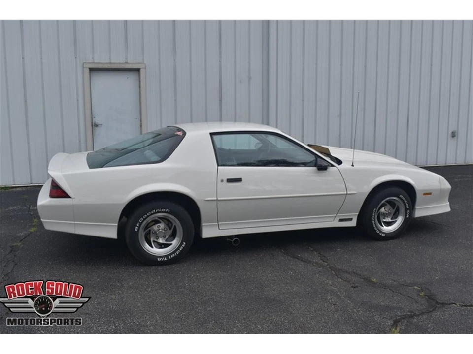 1989 Chevrolet Camaro 3rd Gen - Image 8 of 31