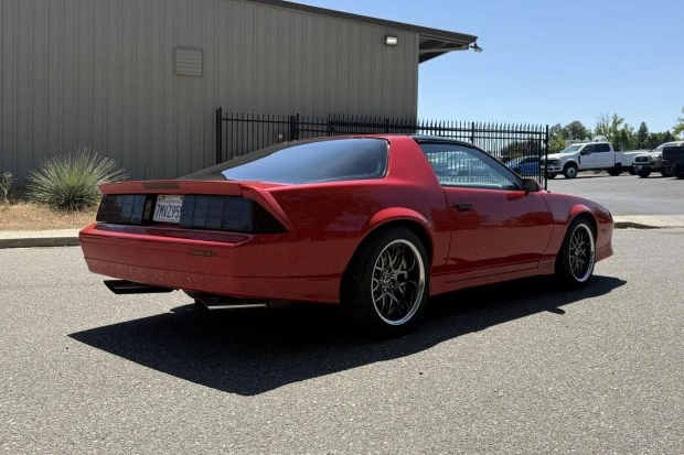 1989 Chevrolet Camaro IROC-Z & Z28 3rd Gen - Image 3 of 7