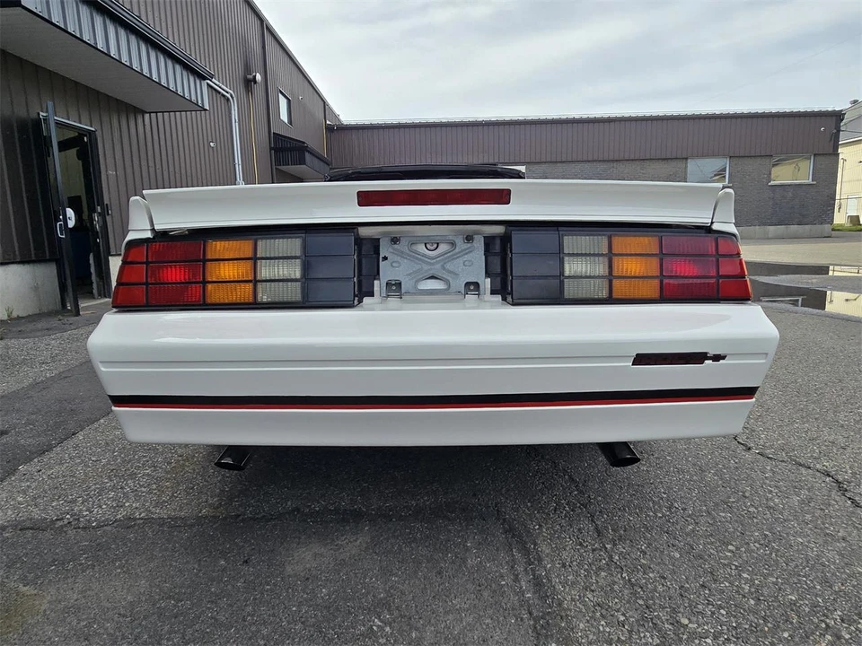 1989 Chevrolet Camaro IROC-Z & Z28 3rd Gen - Image 9 of 31